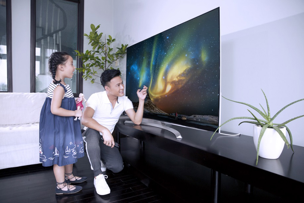 TV UHD của LG sở hữu tấm nền “khỏe” khiến Hồng Đăng cực kỳ an tâm!