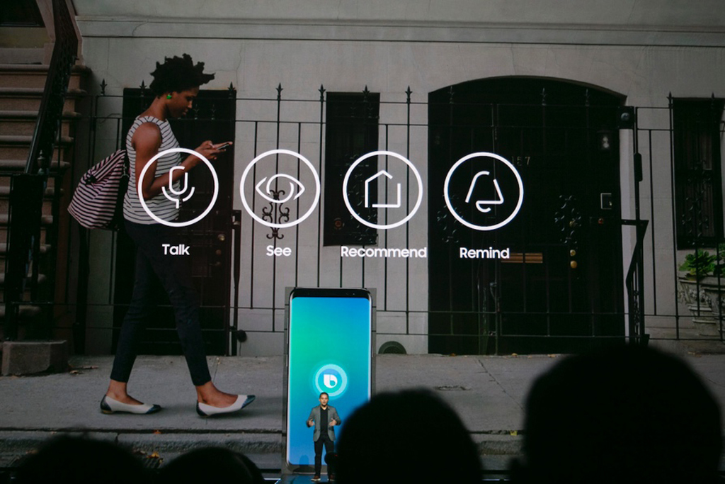 Trí thông minh nhân tạo mang tên Bixby trên Galaxy S8/S8+ sẽ đóng vai trò như quản gia, trợ lý ảo, quân sư thông minh,... cho người dùng