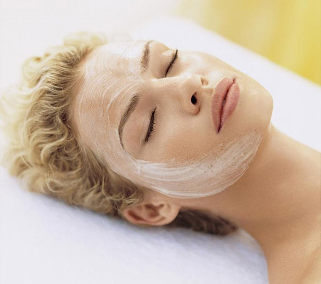 Đắp mặt nạ ngủ làn da bạn sẽ được nuôi dưỡng một cách tối ưu