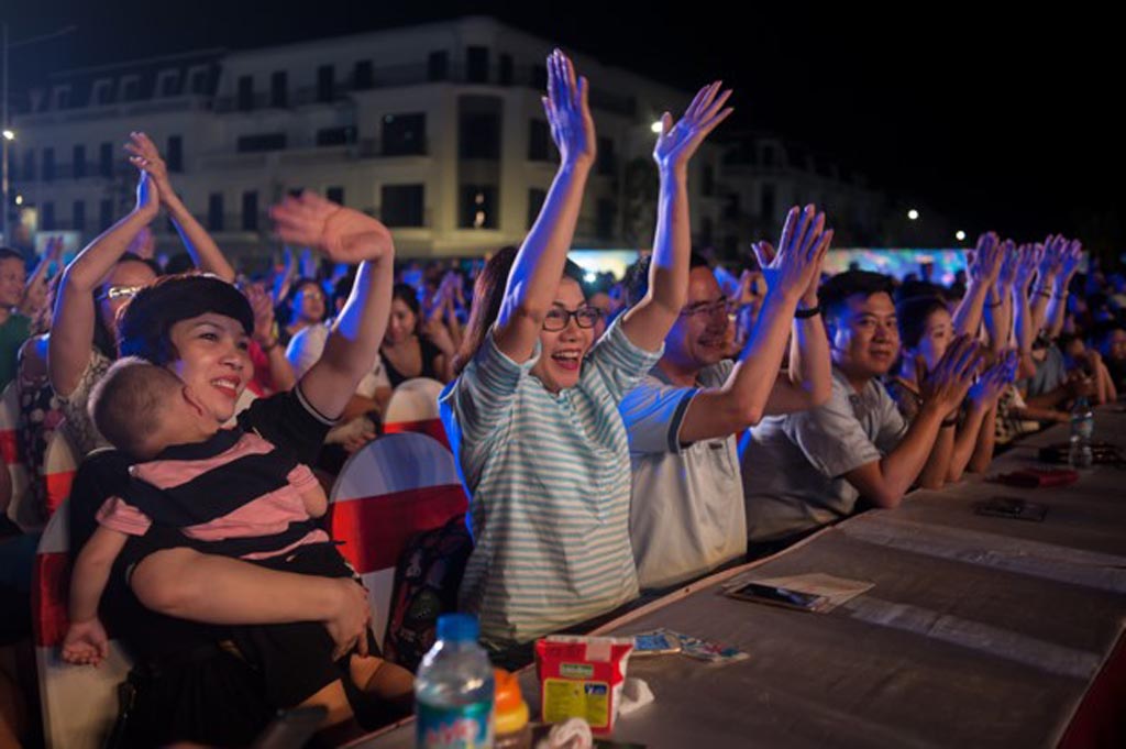 Người dân Hạ Long đầy hào hứng với Lễ hội chào hè Vinhomes Dragon Bay