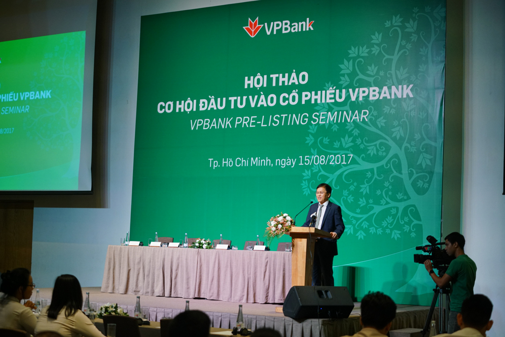 Tổng giám đốc VPBank - ông Nguyễn Đức Vinh phát biểu khai mạc hội thảo