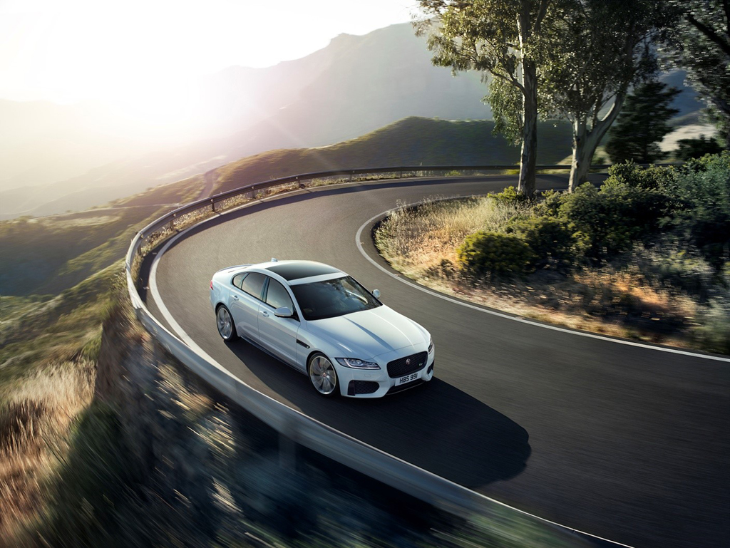  Jaguar XF là mẫu sedan bán chạy nhất của thương hiệu Jaguar trên toàn cầu cũng như tại thị trường Việt Nam tính đến đầu năm 2018