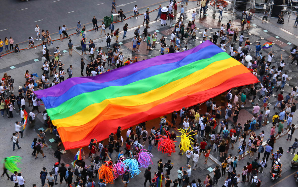 bantrethamgiadieuhanhlgbt-grabtaiphodibonguyenhue_anhngocduong30_EUJO.jpg