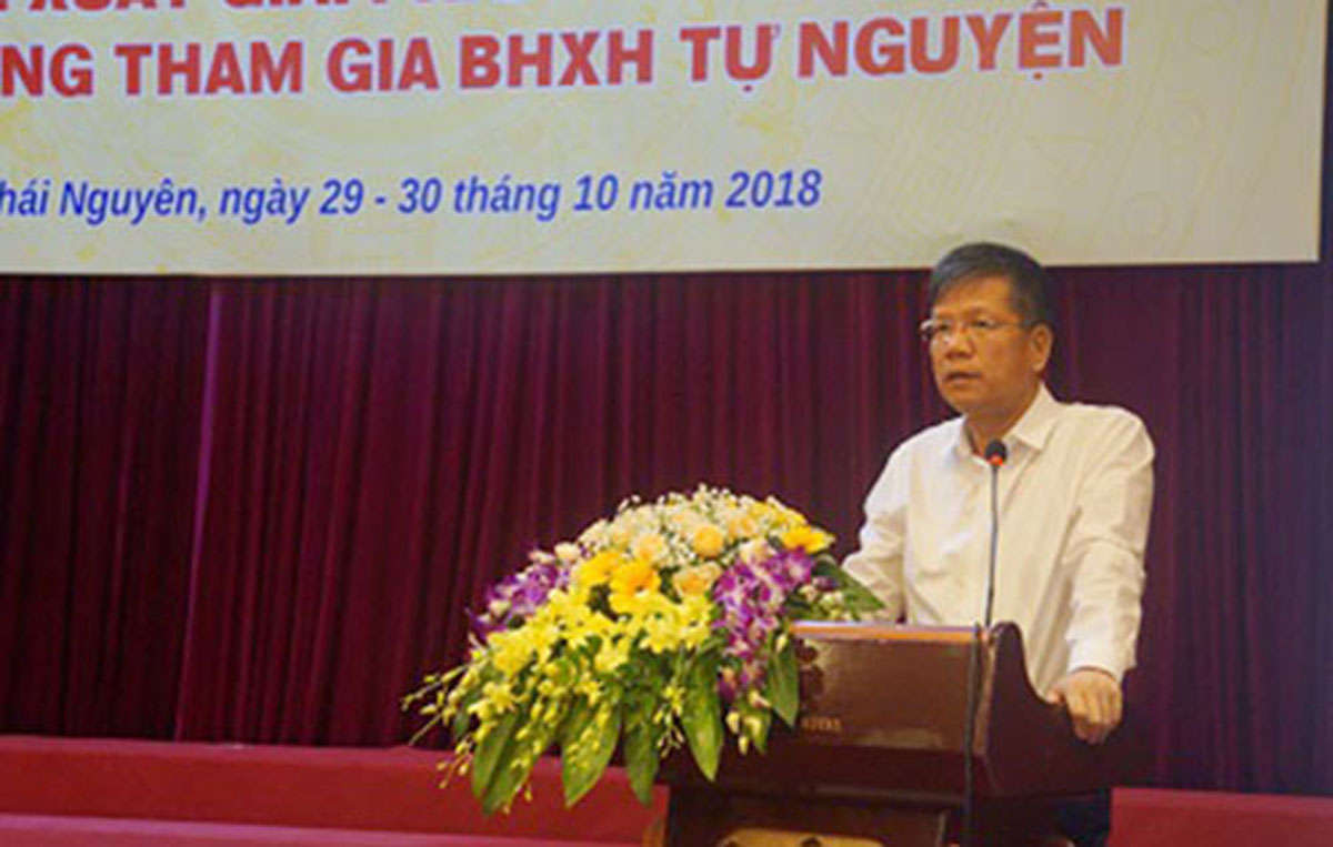Ảnh ông Trần Đình Liệu, Phó tổng giám đốc BHXH Việt Nam phát biểu tại hội thảo