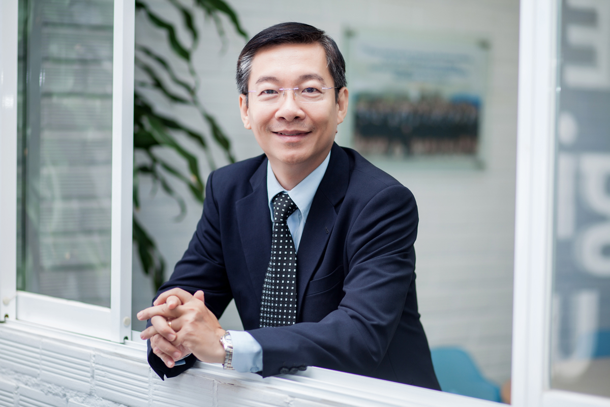 Ông Tăng Trị Trọng, Giám đốc Kinh doanh Cấp cao của VietanmWorks có hơn 10 năm trong việc xây dựng và phát triển đội ngũ kinh doanh thành công tại công ty này