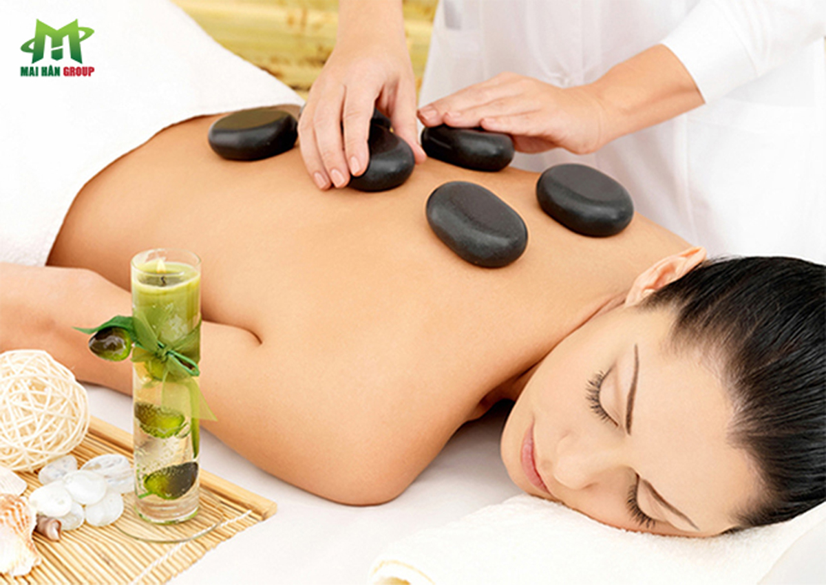 Massage đá nóng 