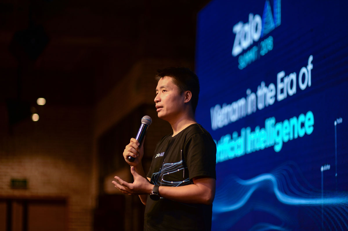 Ông Vương Quang Khải mở đầu sự kiện Zalo AI Summit 2018