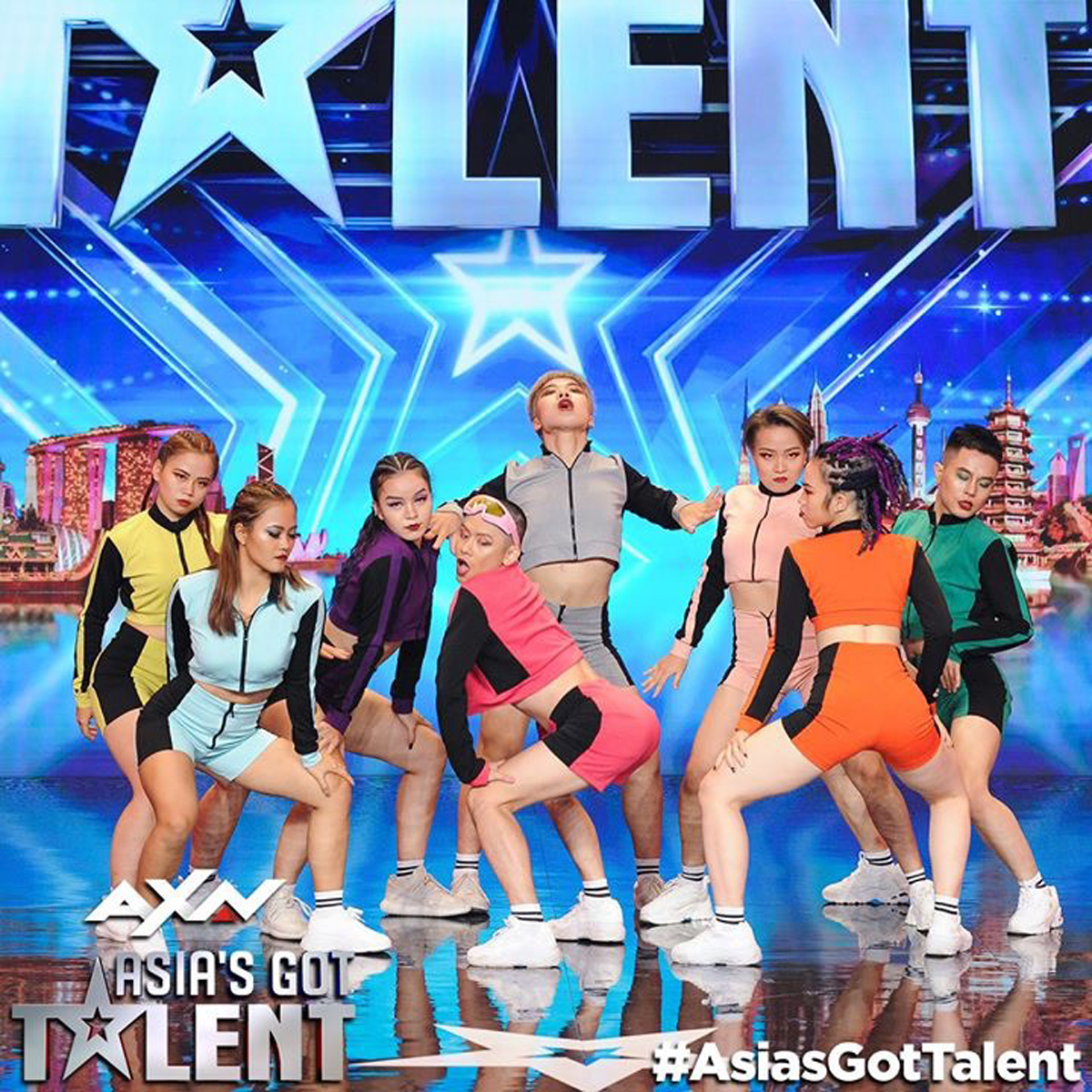 Nhóm nhảy Hanoi X-Girls đã có màn ra mắt ấn tượng tại sân chơi Asia's Got Talent đúng như mong ước