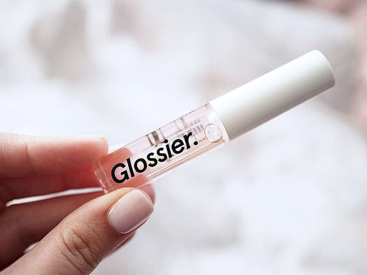 Glossier Clear Lip Gloss của thương hiệu Glossier 