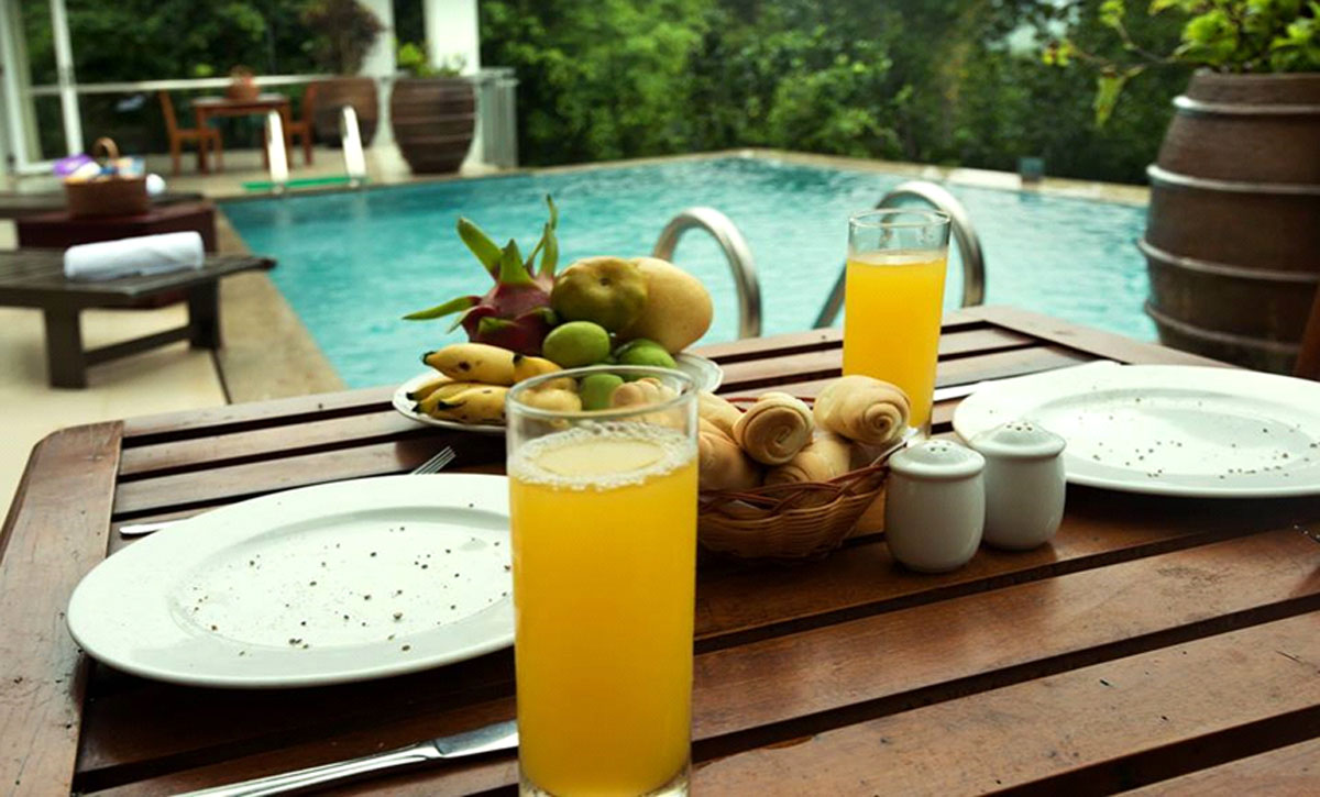 Cùng thưởng thức bữa sáng bên cạnh hồ bơi giữa rừng với các dãy phòng Pool Villa tại Madagui là một trải nghiệm khó quên dành cho bạn