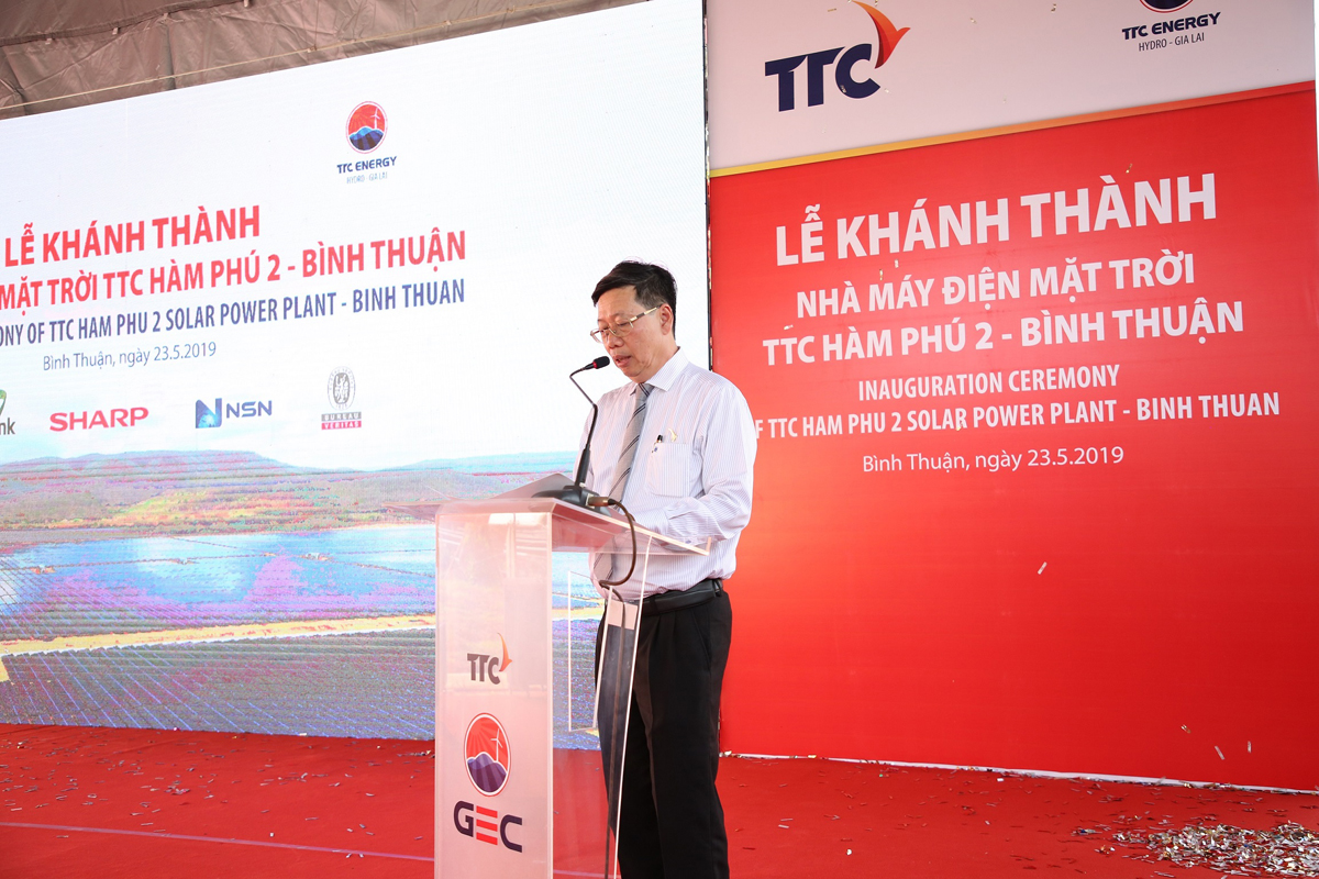 Theo chủ đầu tư, dự kiến Nhà máy Điện mặt trời TTC - Hàm Phú 2 cung cấp sản lượng trên 76 triệu kWh/năm, đáp ứng nhu cầu sử dụng điện năng cho trên 34.000 hộ gia đình