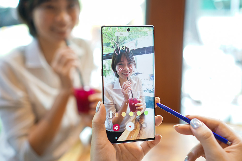 AR Doodle mở ra khả năng sáng tạo không giới hạn cho người dùng Galaxy Note10