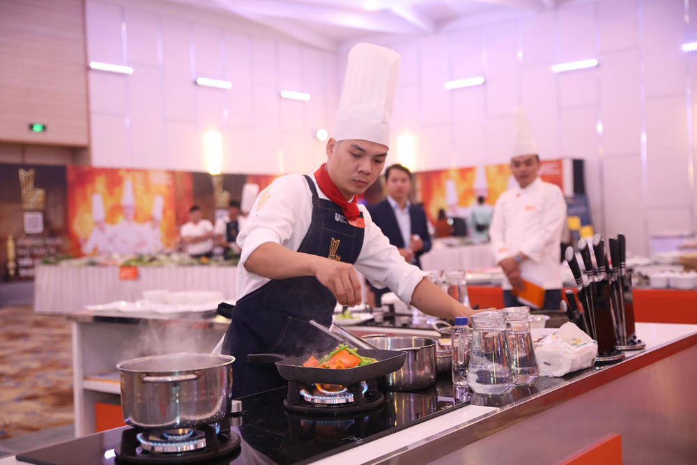   Chàng trai Hà Nội tỏa sáng trong cuộc thi đầu bếp chuyên nghiệp