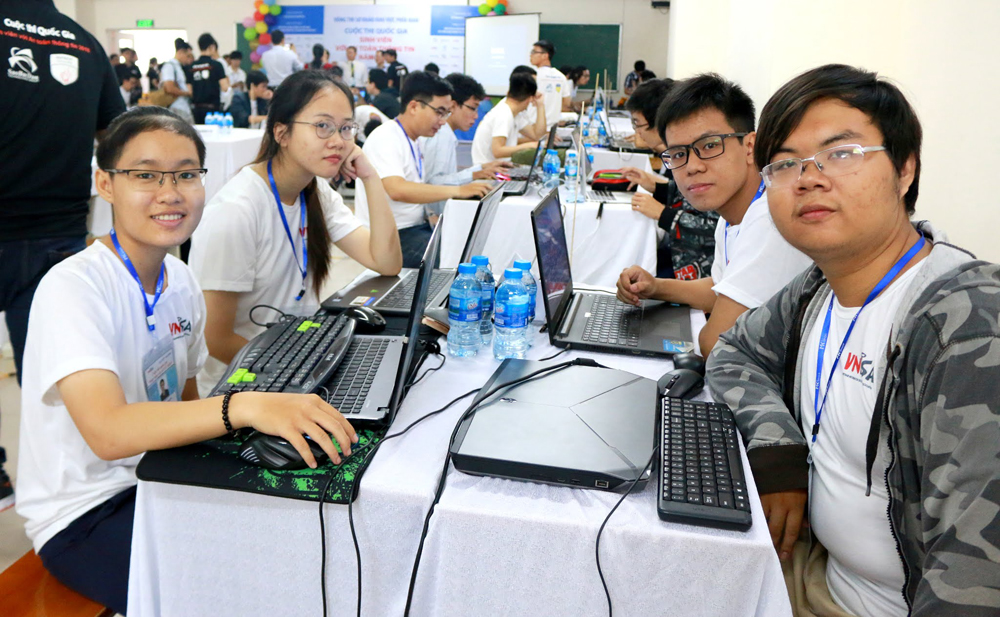 Sinh viên SIU tranh tài tại cuộc thi “Sinh viên với an toàn thông tin ASEAN 2018”