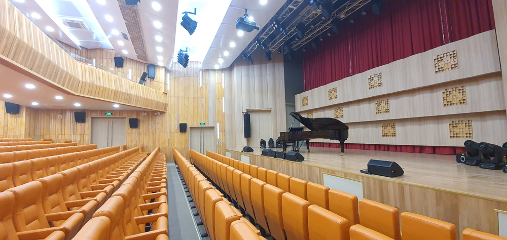 Nhà hát Diên Hồng của SIU với sức chứa 500 chỗ ngồi là nơi diễn ra lễ khai mạc cuộc thi “Sinh viên với an toàn thông tin ASEAN 2019”