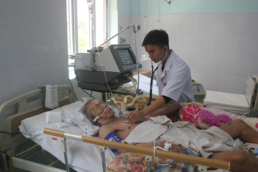 Đội ngũ BS trẻ tích cực thực hiện nhiệm vụ điều trị tại các cơ sở y tế ở Đắk Nông 