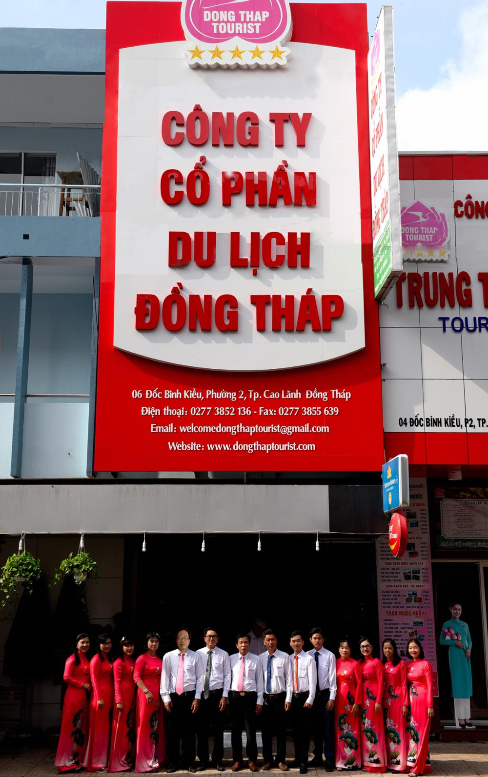 Công ty CP Du lịch Đồng Tháp với cơ sở vật chất khang trang, hiện đại cùng đội ngũ nhân viên làm việc chuyên nghiệp