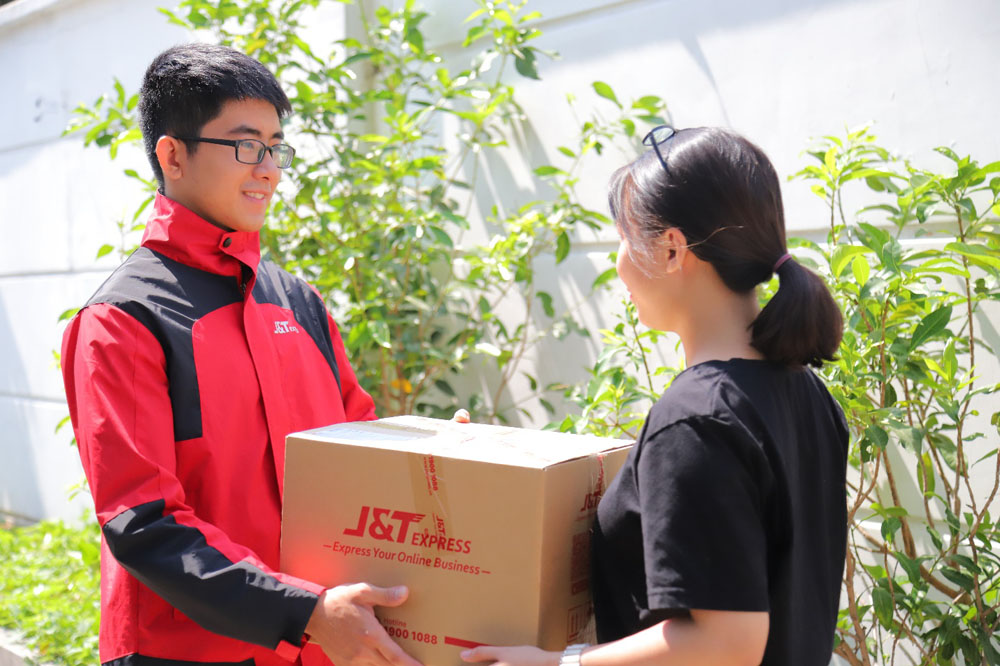 Chuyển phát nhanh J&T Express hiện đang liên kết với hầu hết ứng dụng quản lý bán hàng tại Việt Nam