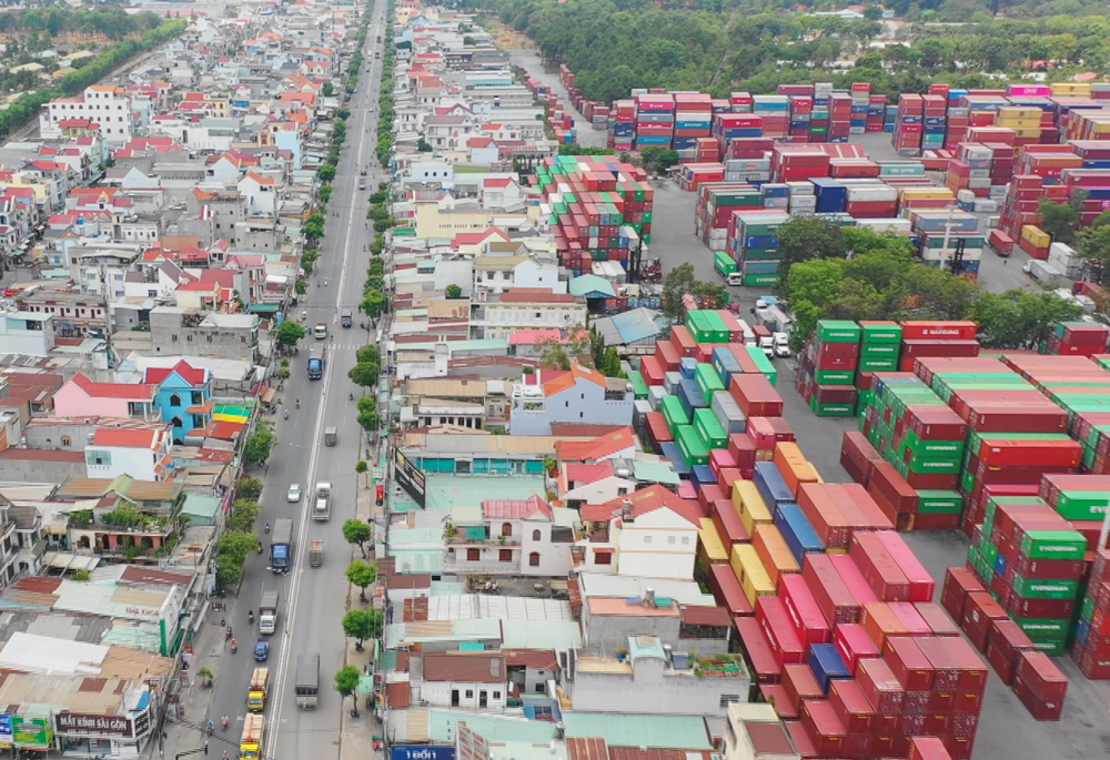 Dịch vụ logistics phát triển mạnh ở Dĩ An