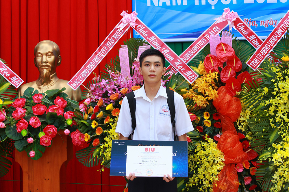 Nam sinh Trường THPT Bà Rịa, Vũng Tàu - Nguyễn Duy Đại