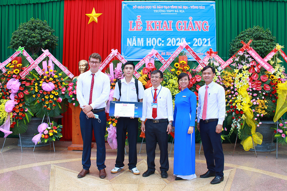 Nguyễn Duy Đại được cấp học bổng toàn phần để theo học ngành Ngôn ngữ Anh tại Trường đại học Quốc tế Sài Gòn (SIU)