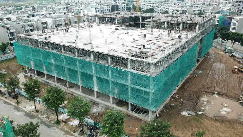 Bệnh viện Vạn Phúc Sài Gòn được đầu tư số vốn lên đến 864 tỉ đồng đã được cất nóc