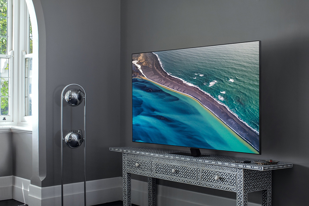 Thiết bị tạo điểm nhấn lọt vào “mắt xanh” của NTK Thái Công chính là mẫu TV QLED 4K đẳng cấp của Samsung