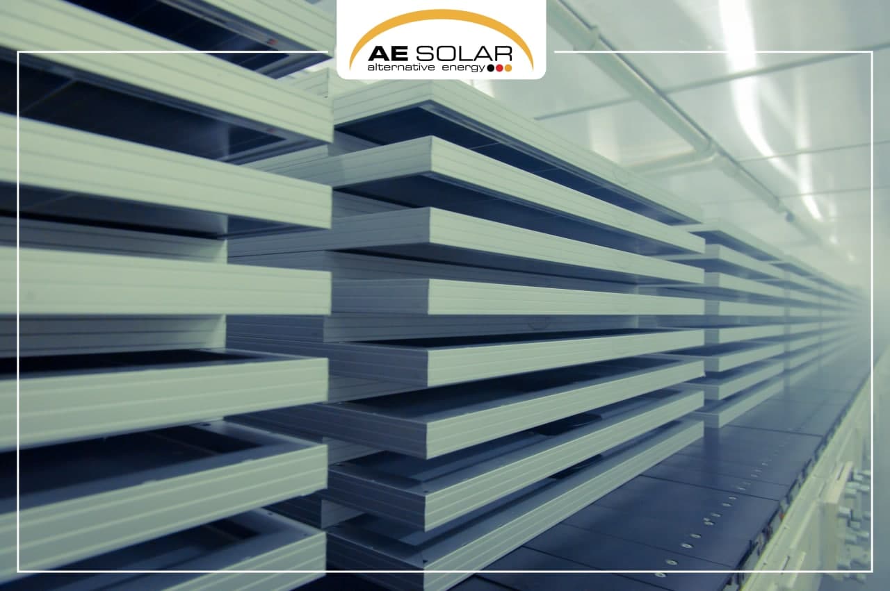 Các tấm mô-đun PV được AE Solar sản xuất hoàn toàn tự động trên dây chuyền công nghệ cao