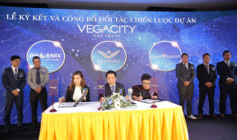 Lễ ký kết đối tác chiến lược giữa đại diện chủ đầu tư Công ty CP Vega City, Công ty Phoenix Property và Công ty CP tập đoàn đầu tư Newstargroup (Newstargroup)
