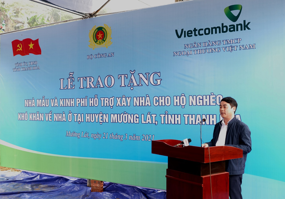 Đồng chí Nghiêm Xuân Thành - Ủy viên BCH Trung ương Đảng, Bí thư Đảng ủy, Chủ tịch HĐQT Vietcombank phát biểu tại buổi lễ