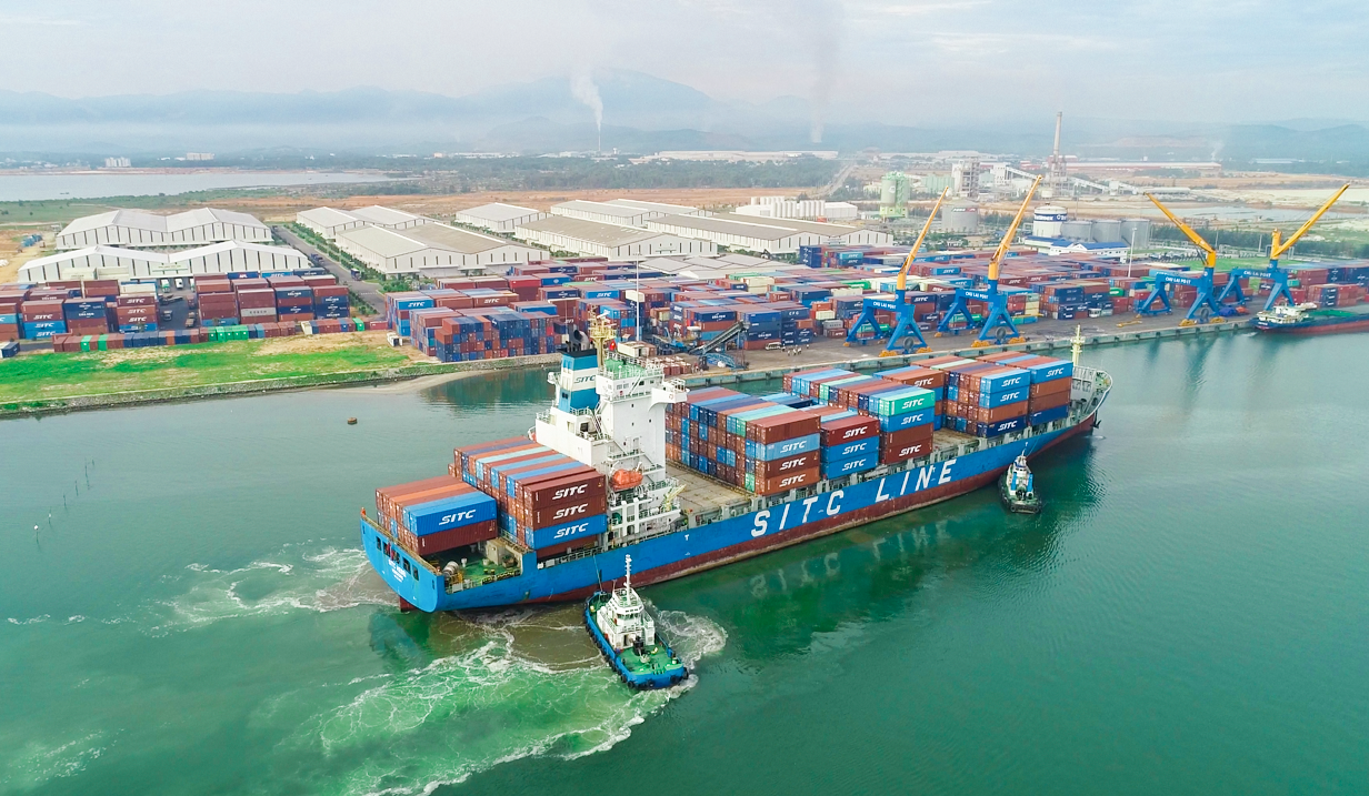 Hiện nay, THILOGI đang hợp tác với nhiều hãng tàu quốc tế như SITC, ZIM, COSCO, CMA CGM,... thông qua cảng Chu Lai kết nối các tuyến hàng hải quốc tế