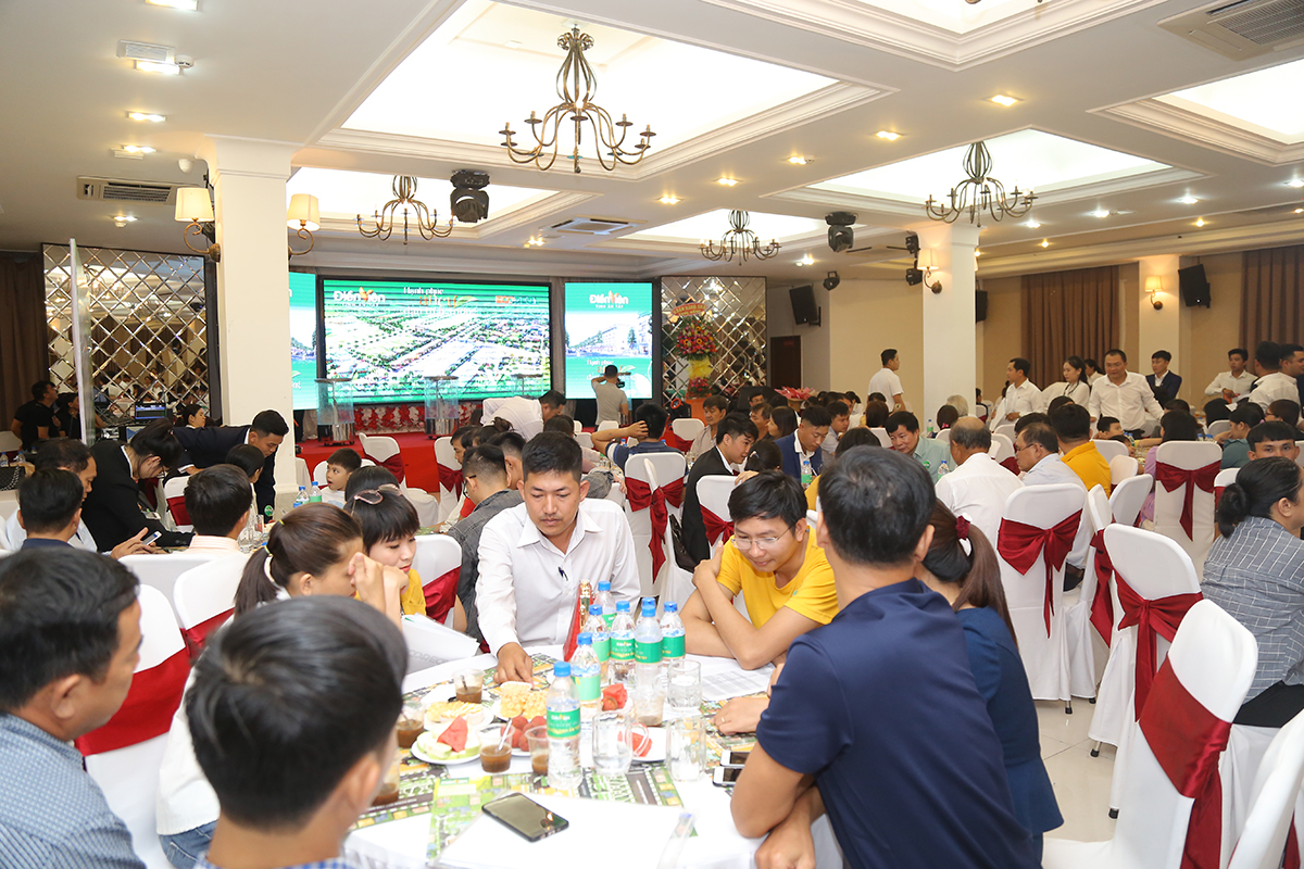 Sự kiện mở bán dự án Điền Viên Tịnh Ấn Tây ở Quảng Ngãi do Eco Real làm đơn vị phát triển và phân phối thành công với tỷ lệ thanh khoản trên 95%