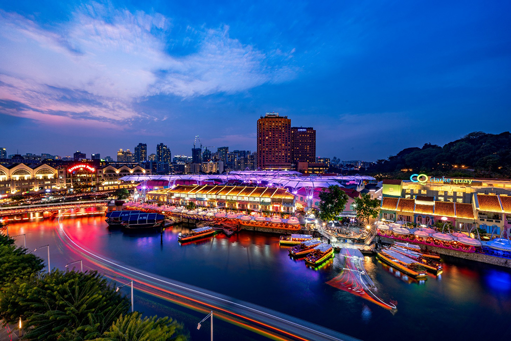 Clarke Quay - tổ hợp thương mại, giải trí bên sông sầm uất tại Singpore