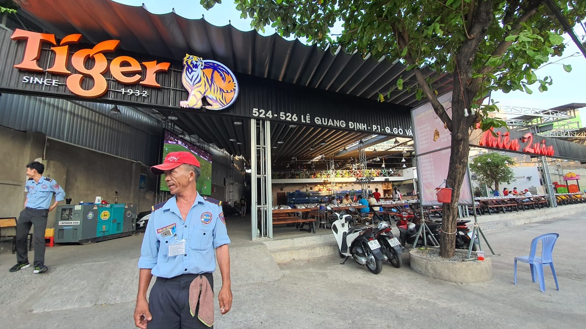 Quán xá, nhà hàng Sài Gòn đóng cửa phòng Covid-19: Nhiều quán 'trở tay' không kịp - ảnh 29