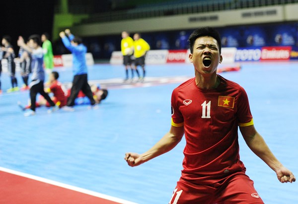 cdv-hao-hung-cho-futsal-vietnam-gap-iran