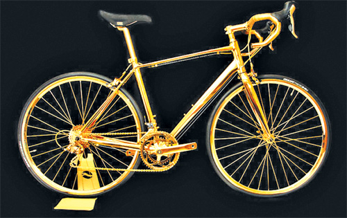 Xe đạp dát vàng đắt hơn Ferrari