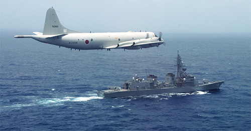 Thủ tướng Shinzo Abe mong muốn mở rộng vai trò quân sự của Nhật trong bối cảnh an ninh thế giới đối mặt với nhiều biến động - Ảnh: Bộ Quốc phòng Nhật