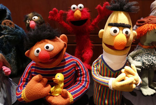 Các chú rối trong phim Sesame Street - Ảnh: Reuters