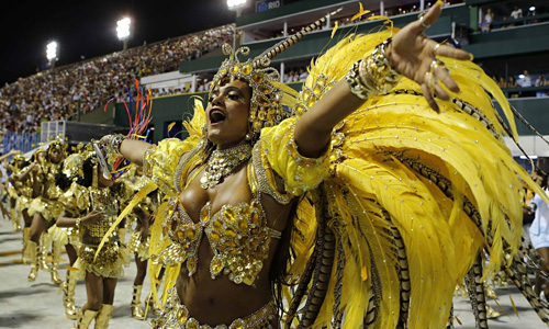 Vũ công biểu diễn tại Carnival Brazil