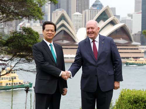 Thủ tướng Chính phủ Nguyễn Tấn Dũng hội đàm với Toàn quyền Úc, ngài Peter Cosgrove - Ảnh: TTXVN