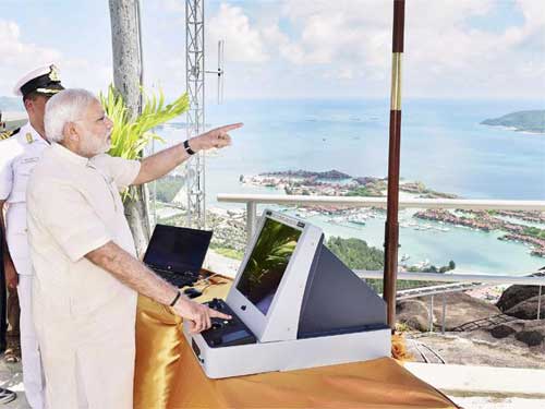 Thủ tướng Modi kích hoạt trạm ra đa giám sát bờ biển đầu tiên tại Seychelles ngày 11.3 - Ảnh: The Economic Times