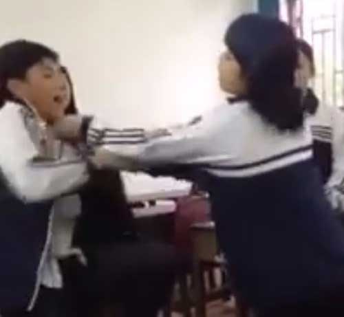 Xử lý nghiêm vụ nữ sinh đánh bạn nam cùng lớp