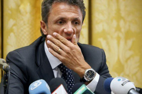 Popescu bị ghép tội khiến cái tên của ông rơi vào quên lãng - Ảnh: AFP