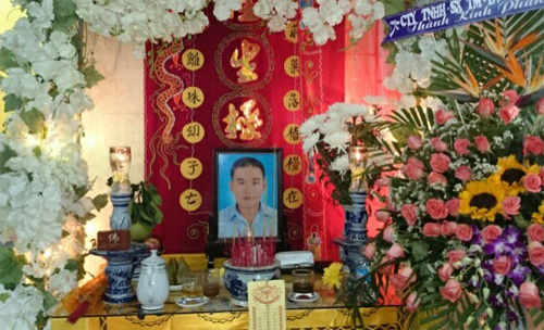 Gia đình tổ chức tang lễ cho nạn nhân Huỳnh Bá Lộc (QH)