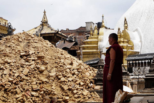 Khu đền thờ Phật ở Swayambhunat sau động đất - Ảnh: religionnews.com