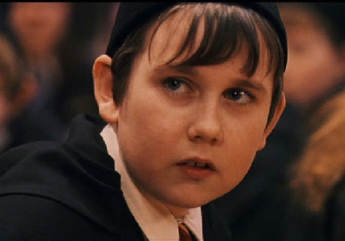 Matthew trong vai Neville Longbottom của bộ phim Harry Potter - Ảnh chụp từ phim