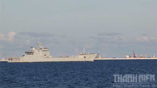 Tàu quân sự Trung Quốc trên Biển Đông - Ảnh: Mai Thanh Hải