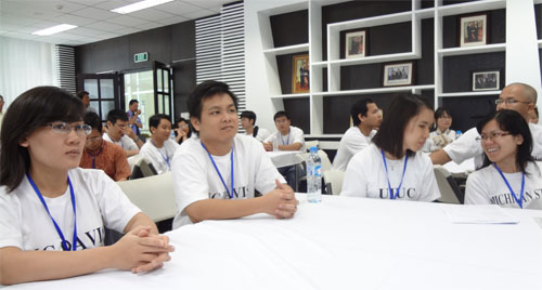 VEF tổ chức chương trình định hướng trước khi lên đường cho các nghiên cứu sinh và học giả tại TP.HCM năm 2012 - Ảnh: Mai Vọng