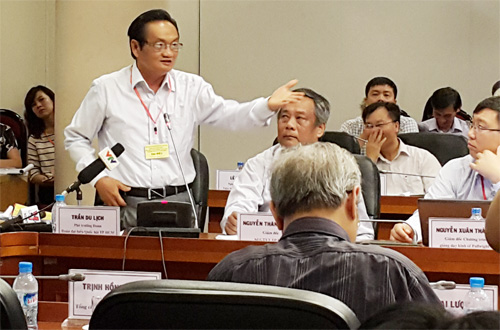 ĐBQH Trần Du Lịch cho biết sẽ bấm nút thông qua dự án sân bay Long Thành - Ảnh: Thái Sơn