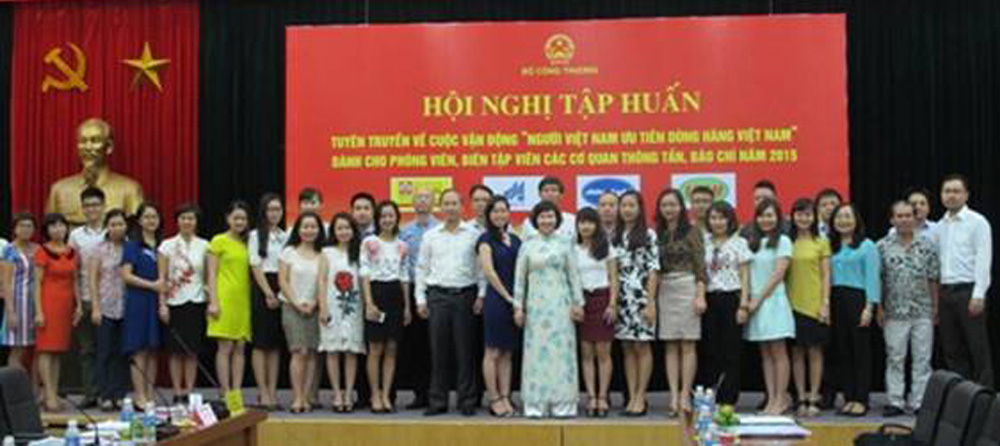 Hội nghị tập huấn tuyên truyền về cuộc vận động 'Người Việt Nam ưu tiên dùng hàng Việt Nam'